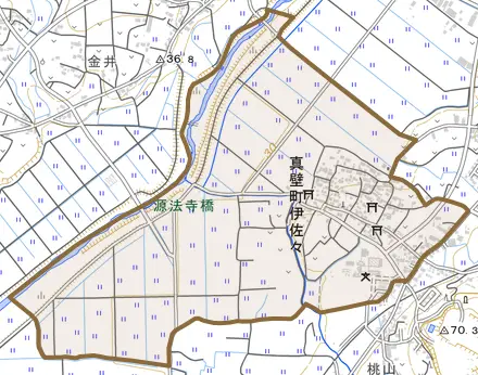 真壁町伊佐々とその周辺の地図。町の範囲を重ねている