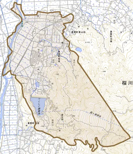 真壁町椎尾とその周辺の地図。町の範囲を重ねている