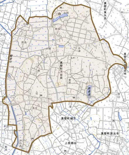 真壁町下谷貝とその周辺の地図。町の範囲を重ねている