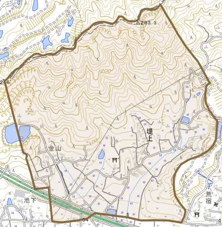 堤上とその周辺の地図。町の範囲を重ねている