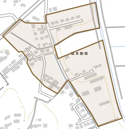 坂本新田とその周辺の地図。町の範囲を重ねている