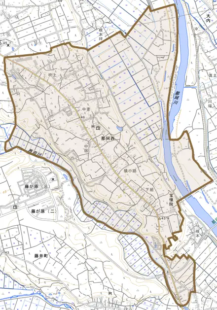 大字那珂西とその周辺の地図。町の範囲を重ねている