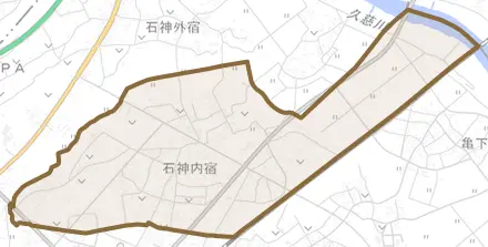 大字石神内宿とその周辺の地図。町の範囲を重ねている