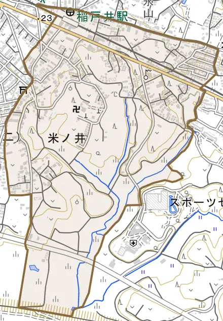 米ノ井とその周辺の地図。町の範囲を重ねている