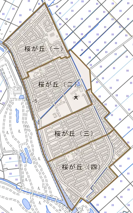 桜が丘とその周辺の地図。町の範囲を重ねている