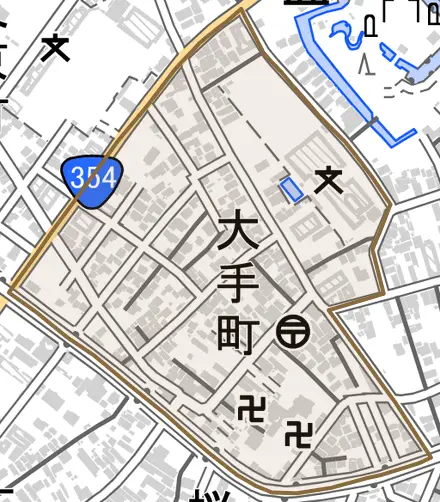 大手町とその周辺の地図。町の範囲を重ねている
