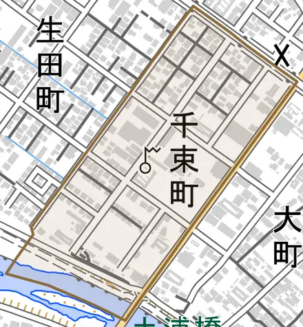 千束町とその周辺の地図。町の範囲を重ねている