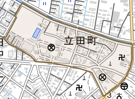 立田町とその周辺の地図。町の範囲を重ねている