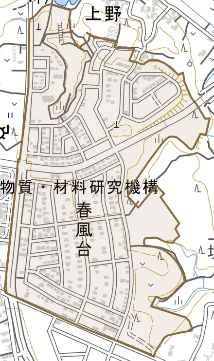 春風台とその周辺の地図。町の範囲を重ねている