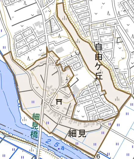 細見とその周辺の地図。町の範囲を重ねている