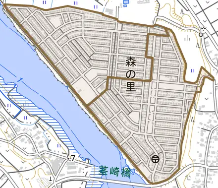 森の里とその周辺の地図。町の範囲を重ねている