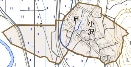 小沢とその周辺の地図。町の範囲を重ねている
