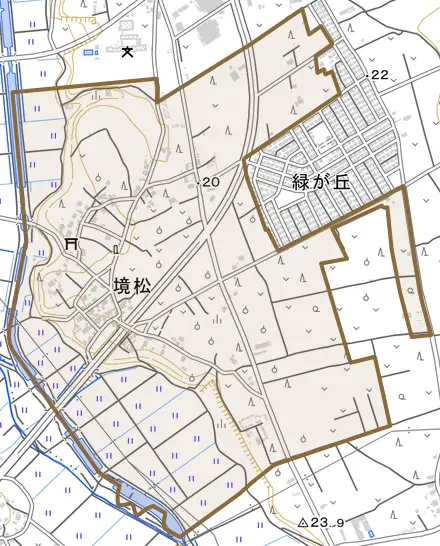 境松とその周辺の地図。町の範囲を重ねている