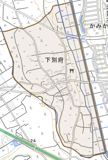 下別府とその周辺の地図。町の範囲を重ねている