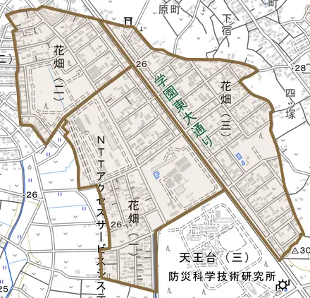 花畑とその周辺の地図。町の範囲を重ねている