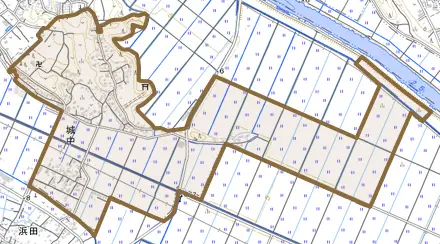 城中とその周辺の地図。町の範囲を重ねている