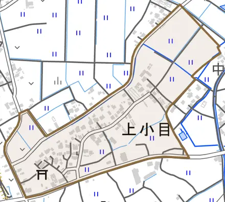 上小目とその周辺の地図。町の範囲を重ねている