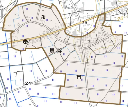 大字貝谷とその周辺の地図。町の範囲を重ねている