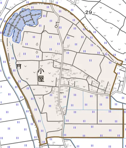 大字小屋とその周辺の地図。町の範囲を重ねている