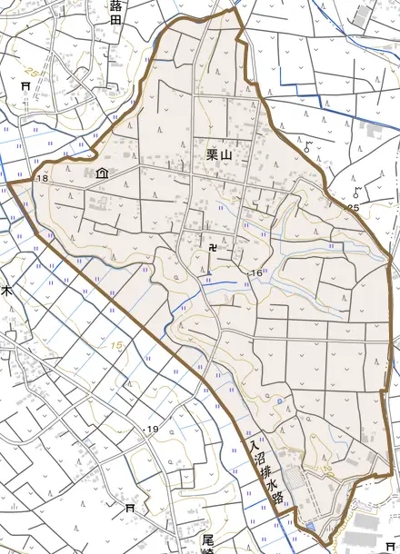 大字栗山とその周辺の地図。町の範囲を重ねている