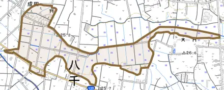 大字成田とその周辺の地図。町の範囲を重ねている