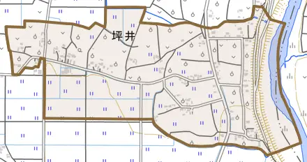 大字坪井とその周辺の地図。町の範囲を重ねている