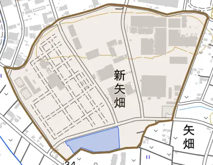 新矢畑とその周辺の地図。町の範囲を重ねている