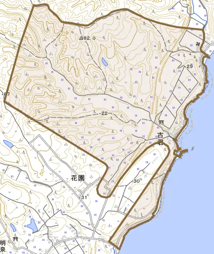 字古君とその周辺の地図。町の範囲を重ねている