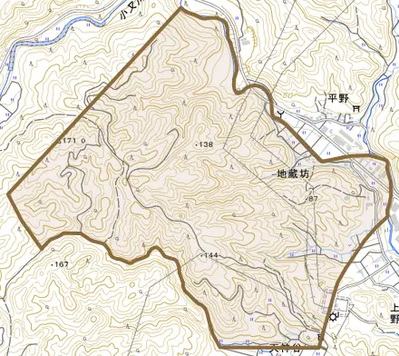 字地蔵坊とその周辺の地図。町の範囲を重ねている