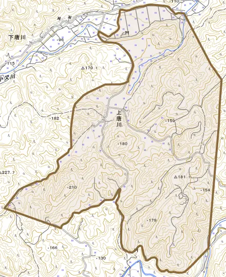 字上唐川とその周辺の地図。町の範囲を重ねている