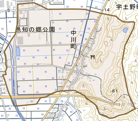 中川町とその周辺の地図。町の範囲を重ねている