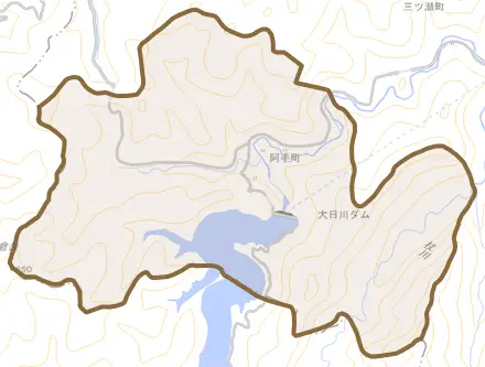 阿手町とその周辺の地図。町の範囲を重ねている