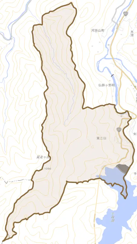東二口とその周辺の地図。町の範囲を重ねている
