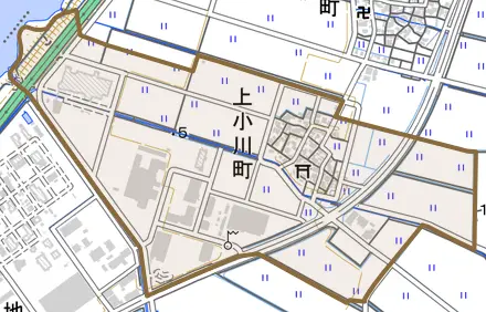 上小川町とその周辺の地図。町の範囲を重ねている