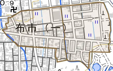 布市とその周辺の地図。町の範囲を重ねている