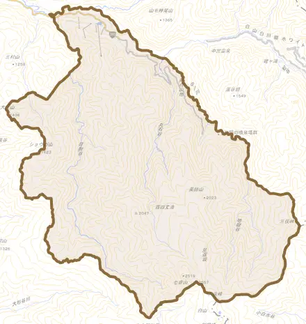 尾添とその周辺の地図。町の範囲を重ねている