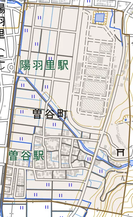曽谷町とその周辺の地図。町の範囲を重ねている