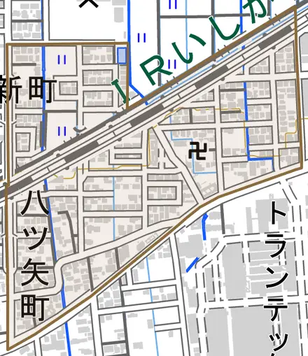 東八ツ矢区とその周辺の地図。町の範囲を重ねている