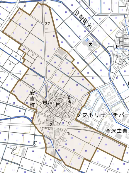 安吉町とその周辺の地図。町の範囲を重ねている