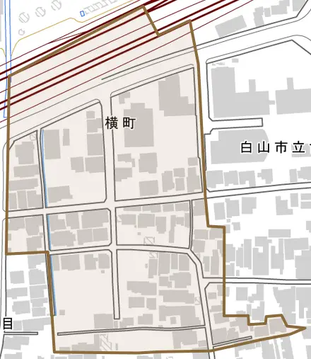 横町とその周辺の地図。町の範囲を重ねている