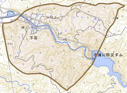 下石とその周辺の地図。町の範囲を重ねている