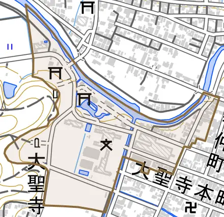 大聖寺八間道とその周辺の地図。町の範囲を重ねている