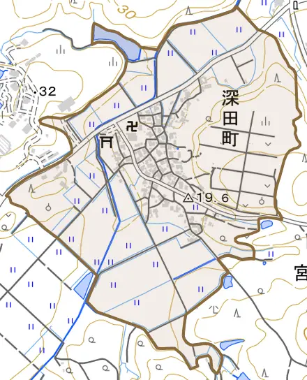 深田町とその周辺の地図。町の範囲を重ねている