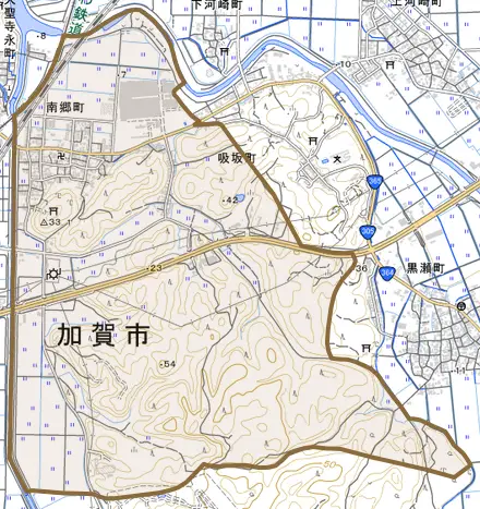 南郷町とその周辺の地図。町の範囲を重ねている