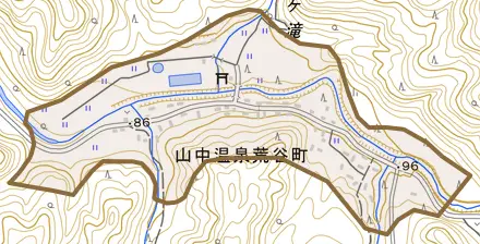 山中温泉荒谷町とその周辺の地図。町の範囲を重ねている