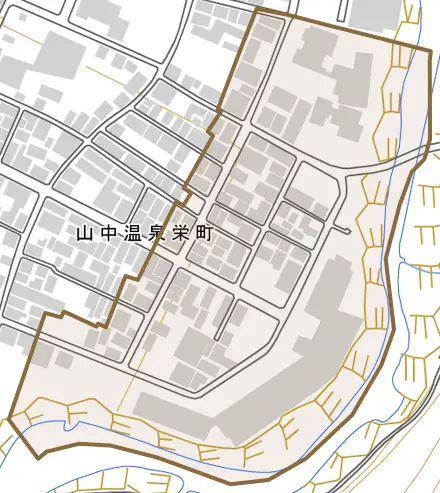 山中温泉河鹿町とその周辺の地図。町の範囲を重ねている