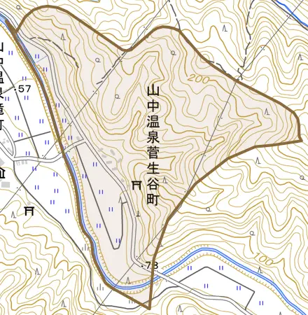 山中温泉菅生谷町とその周辺の地図。町の範囲を重ねている