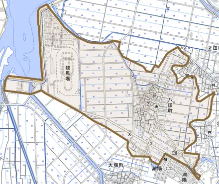 八田町とその周辺の地図。町の範囲を重ねている