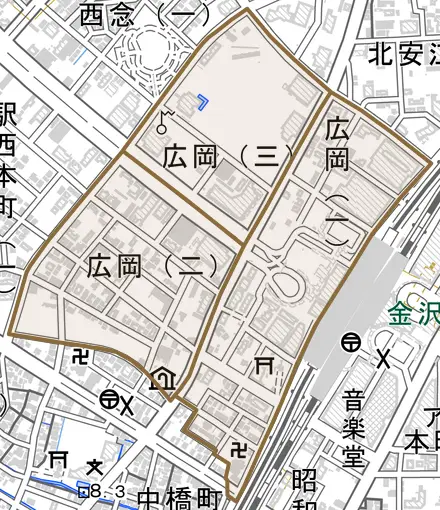 広岡とその周辺の地図。町の範囲を重ねている