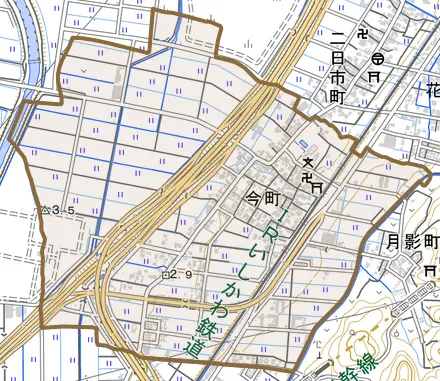 今町とその周辺の地図。町の範囲を重ねている